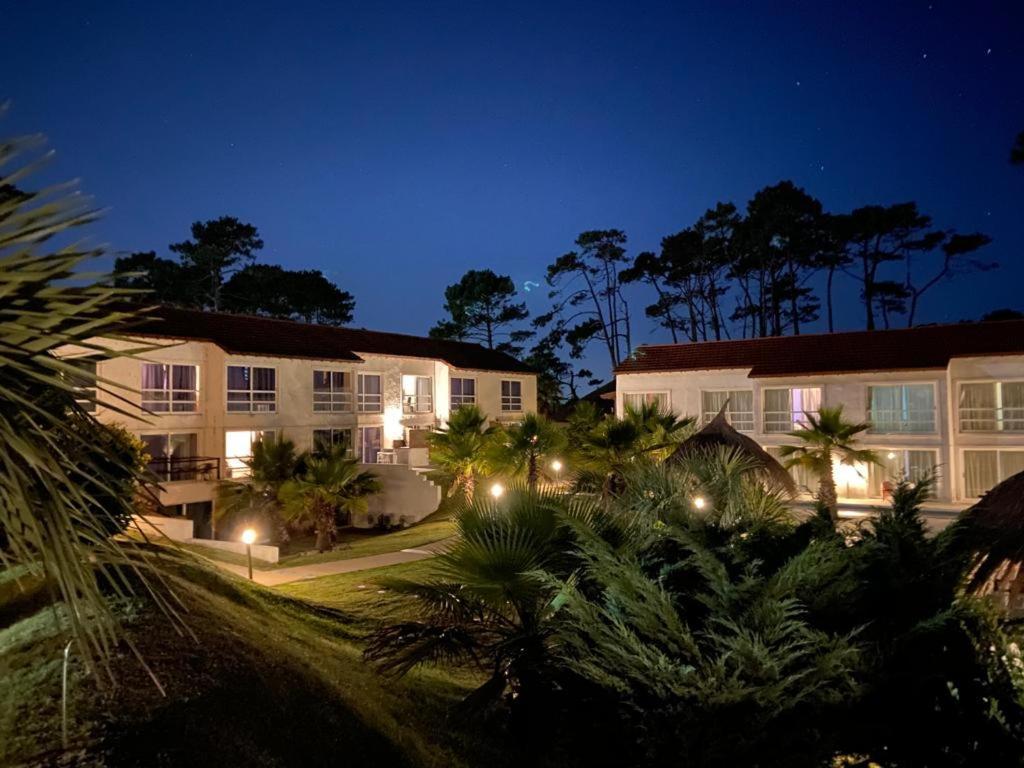 Punta Del Este Arenas Hotel Chihuahua Dış mekan fotoğraf